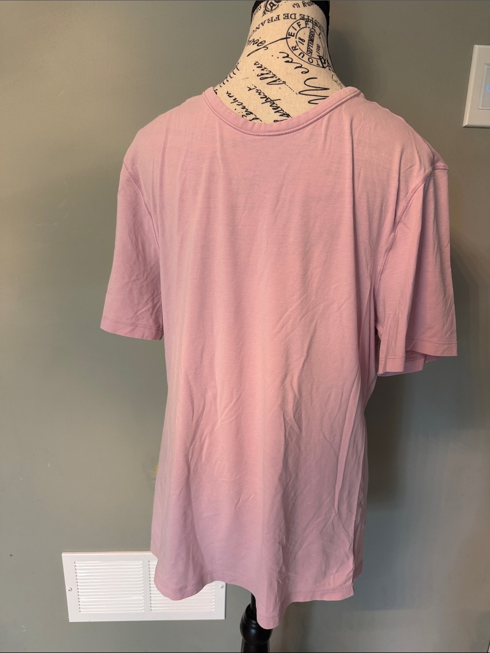 Lululemon Men's Classic Crewneck T-Shirt